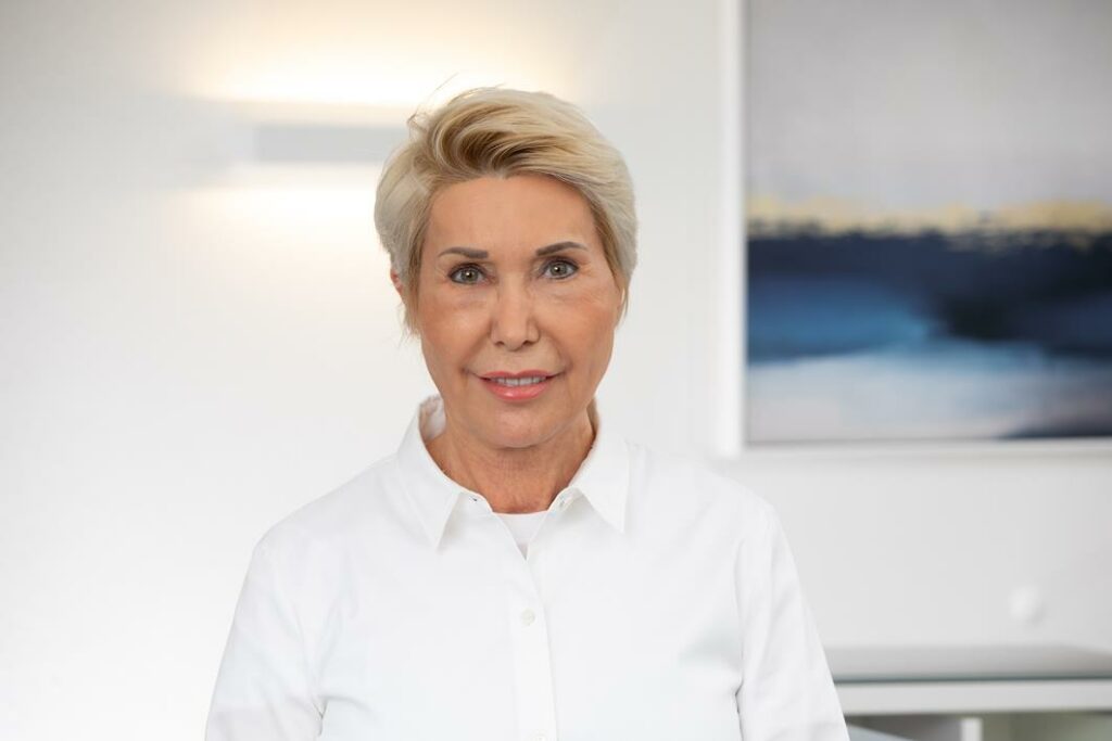 Frauenärztin Dr. med. Monika Kölle-Frick