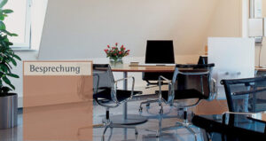 Sprechzimmer in der Klinik aesthetics - Plastischen Chirurgie in Ulm